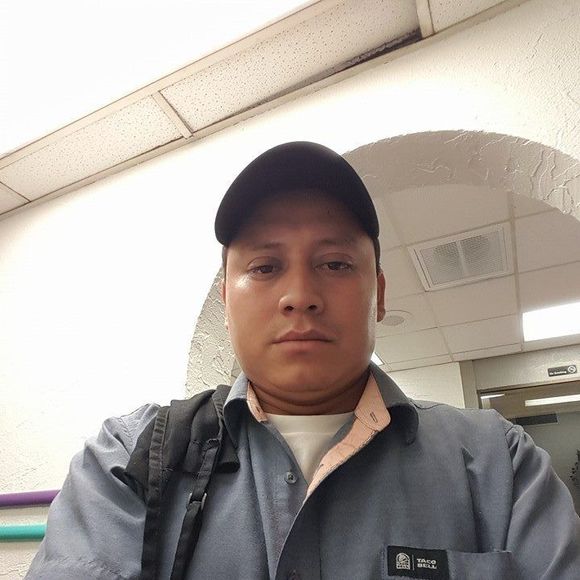 Meet your Posher, Gustavo - Picture 1 of 1